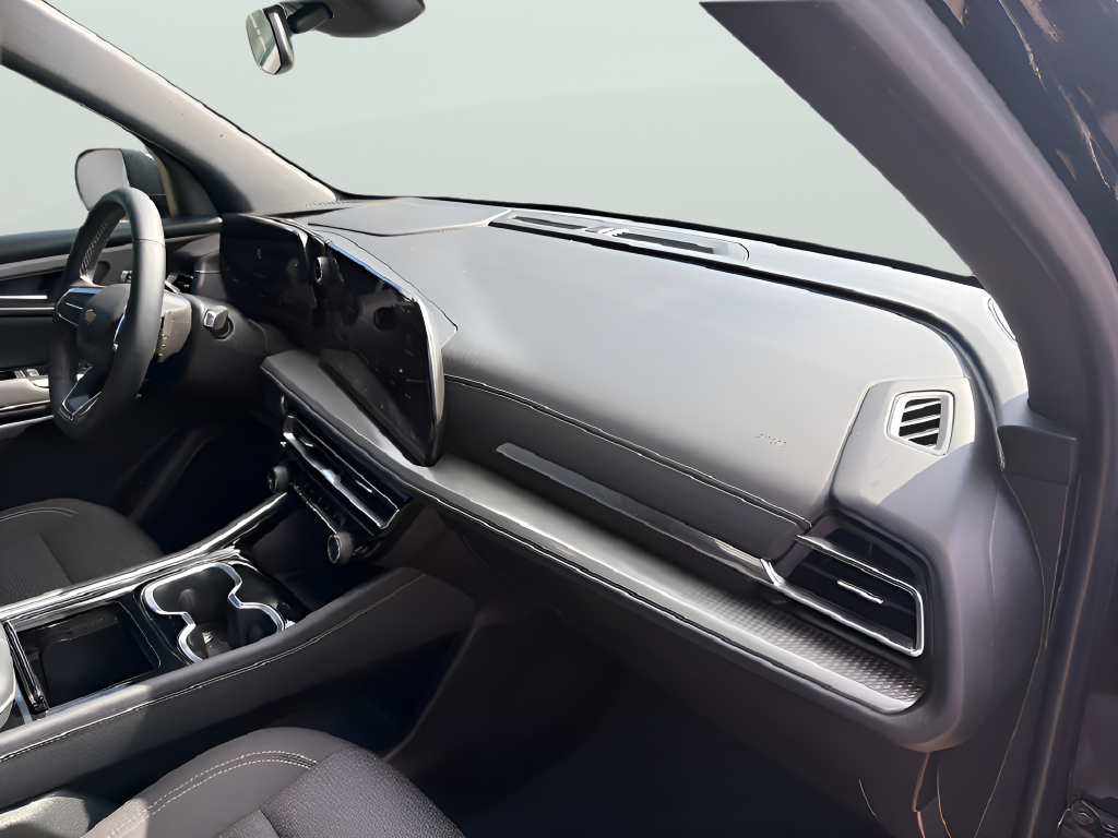 2024 Chevrolet Traverse LS
