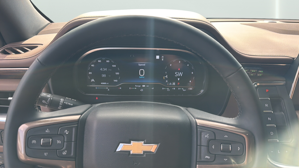 2023 Chevrolet Suburban High Country