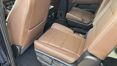 2023 Chevrolet Suburban High Country