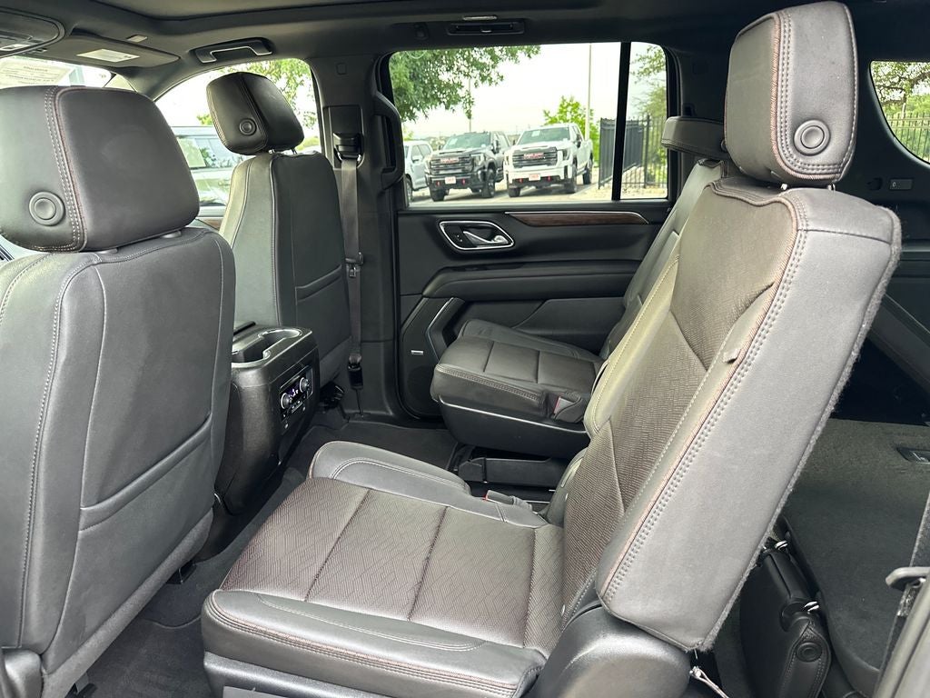 2023 Chevrolet Suburban High Country