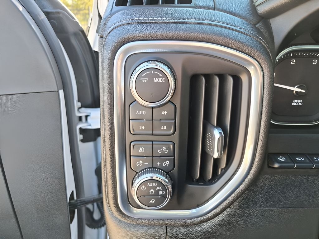 2023 GMC Sierra 2500HD Denali