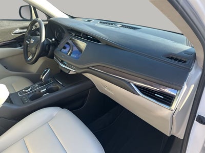 2022 Cadillac XT4 Luxury