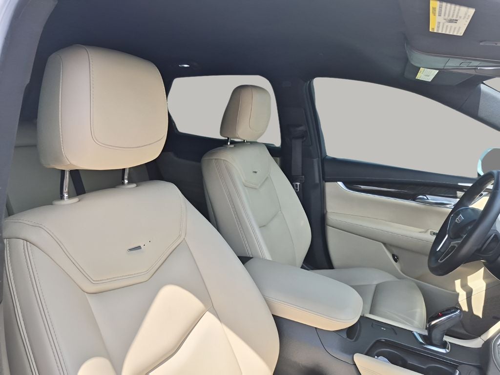 2017 Cadillac XT5 Base