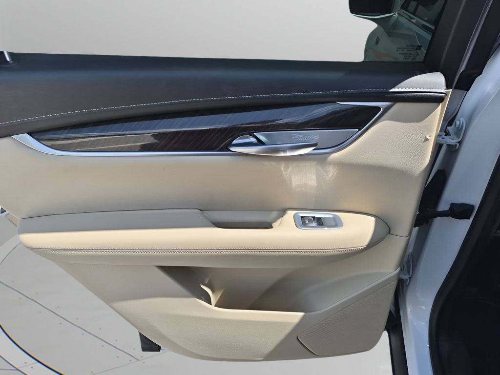 2017 Cadillac XT5 Base