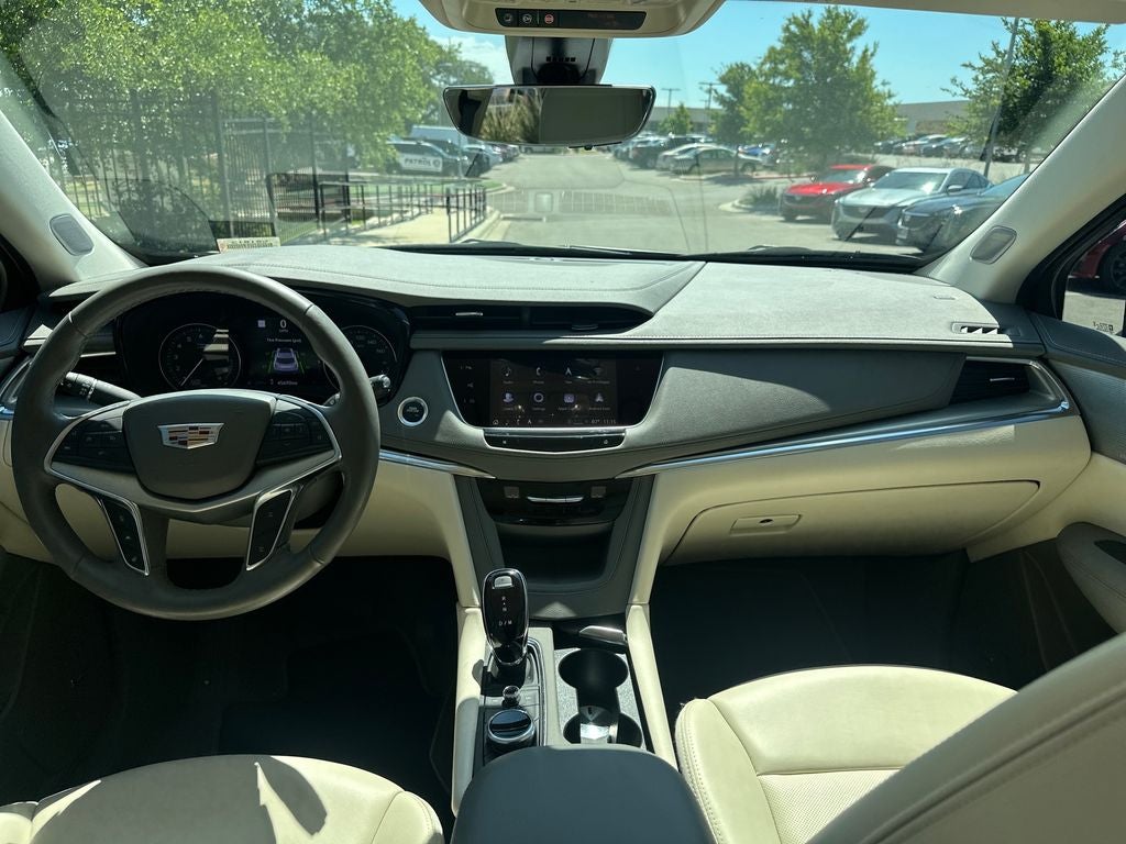 2023 Cadillac XT5 Premium Luxury