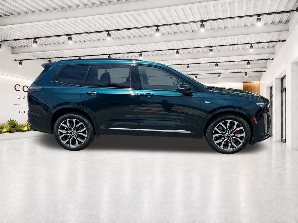 2025 Cadillac XT6 Sport