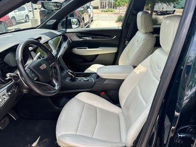 2025 Cadillac XT6 Sport