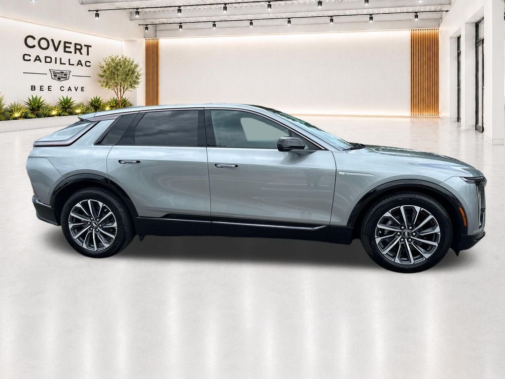 2024 Cadillac LYRIQ Sport