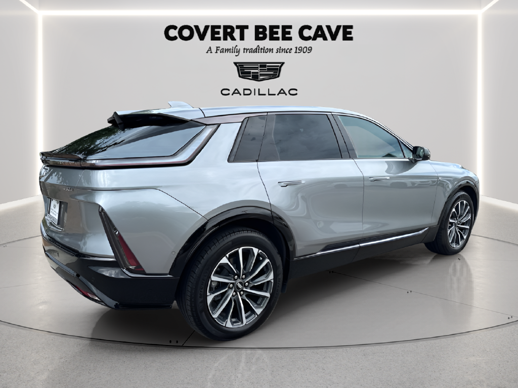 2024 Cadillac LYRIQ Sport