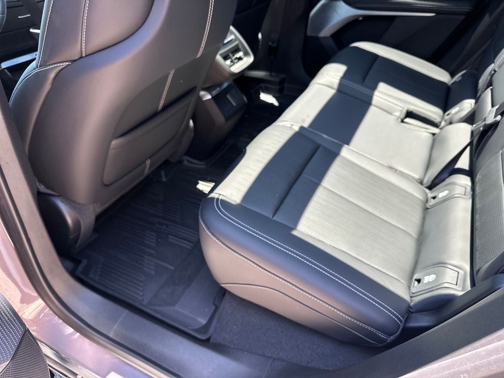 2025 Cadillac LYRIQ Luxury