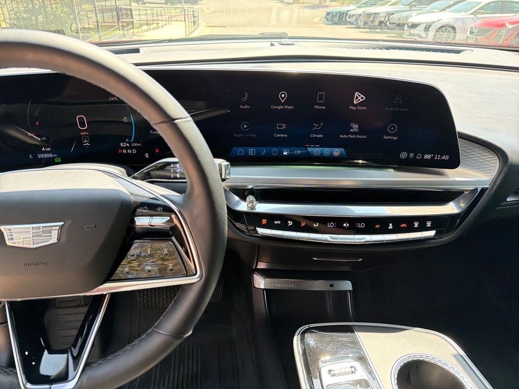 2024 Cadillac LYRIQ Sport