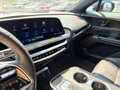 2024 Cadillac LYRIQ Sport