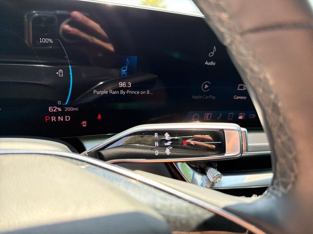 2024 Cadillac LYRIQ Sport