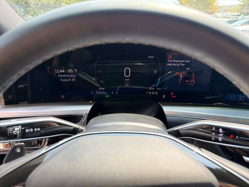 2024 Cadillac LYRIQ Sport
