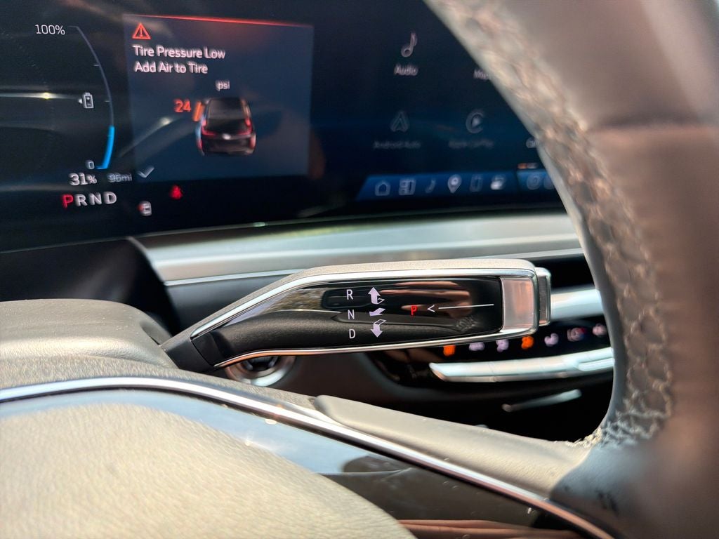 2024 Cadillac LYRIQ Sport