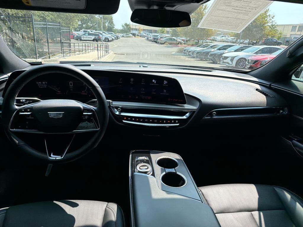 2024 Cadillac LYRIQ Sport