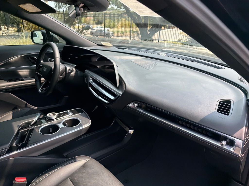 2024 Cadillac LYRIQ Sport
