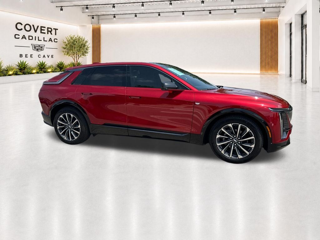 2024 Cadillac LYRIQ Sport