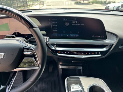 2024 Cadillac LYRIQ Sport
