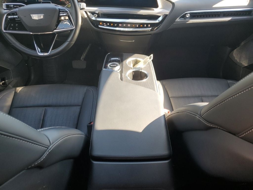 2024 Cadillac LYRIQ Sport