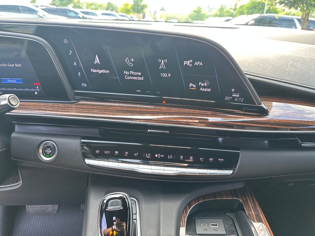2021 Cadillac Escalade Premium Luxury