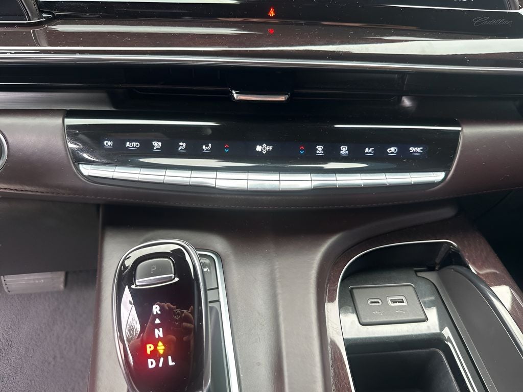 2022 Cadillac Escalade Sport Platinum