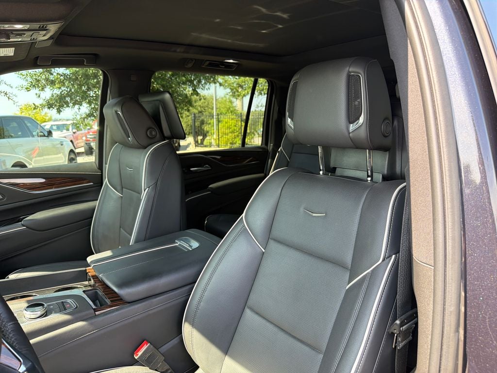2023 Cadillac Escalade ESV Premium
