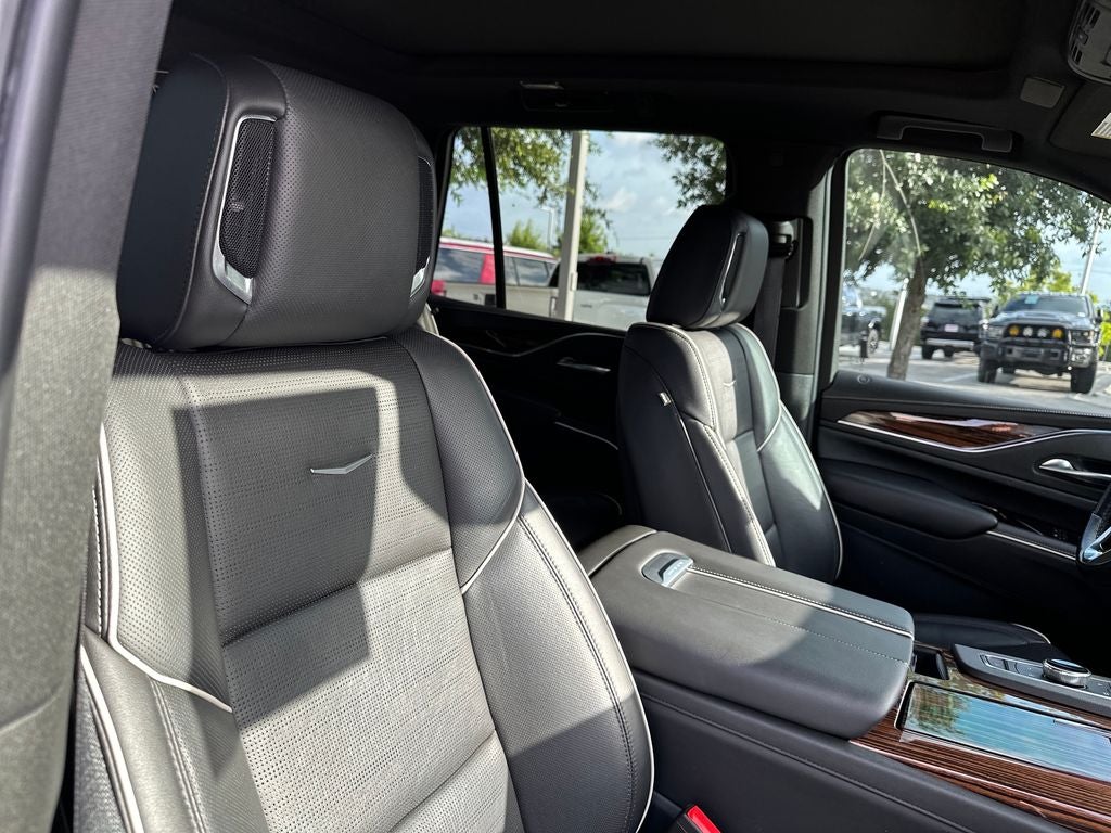 2021 Cadillac Escalade Premium Luxury