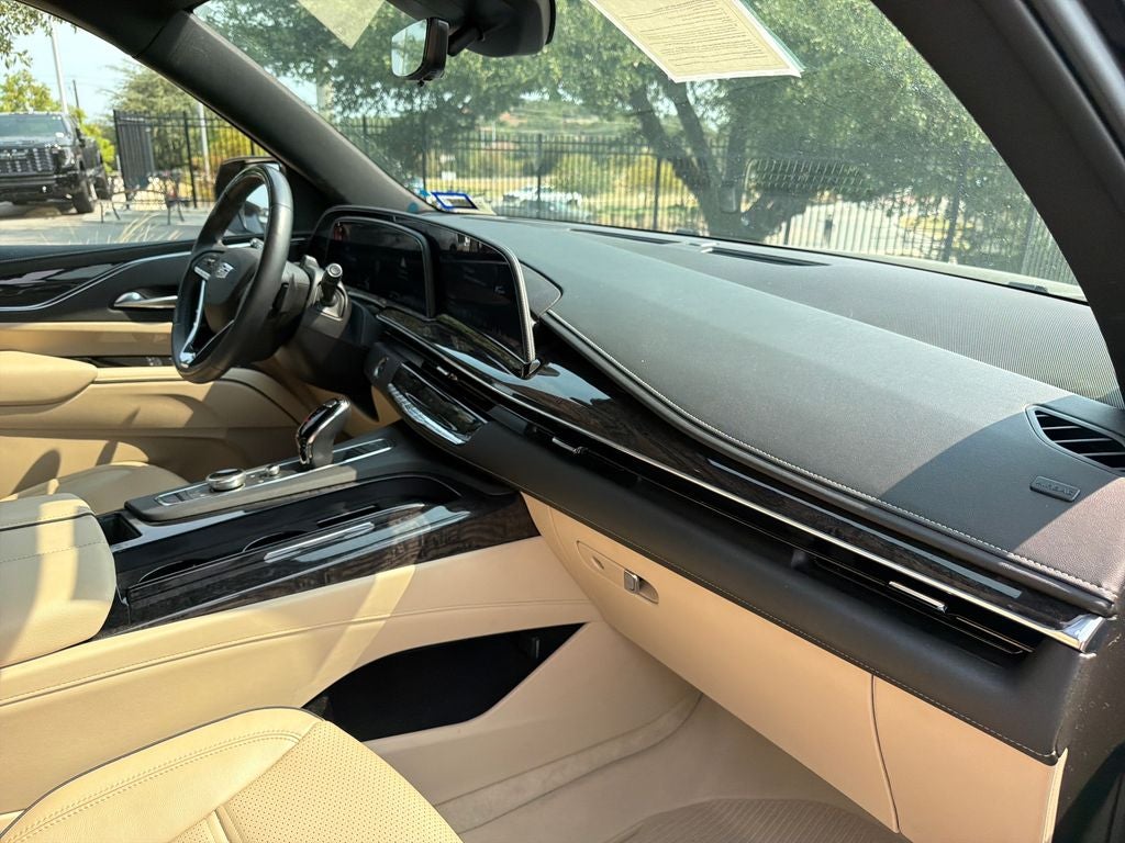 2023 Cadillac Escalade Premium Luxury