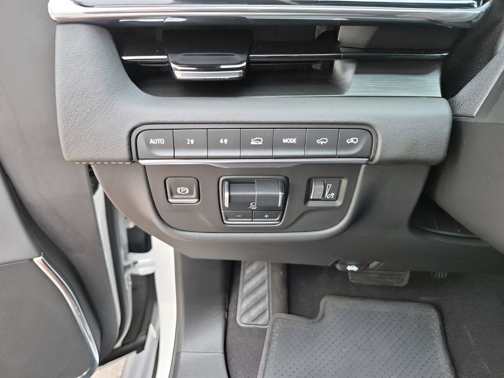 2024 Cadillac Escalade Sport