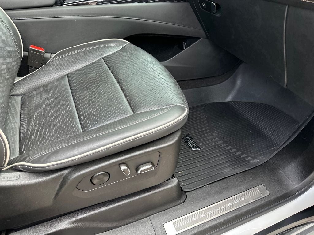 2022 Cadillac Escalade Sport