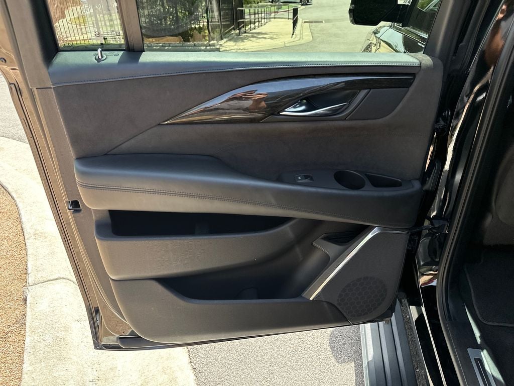 2016 Cadillac Escalade ESV Platinum Edition