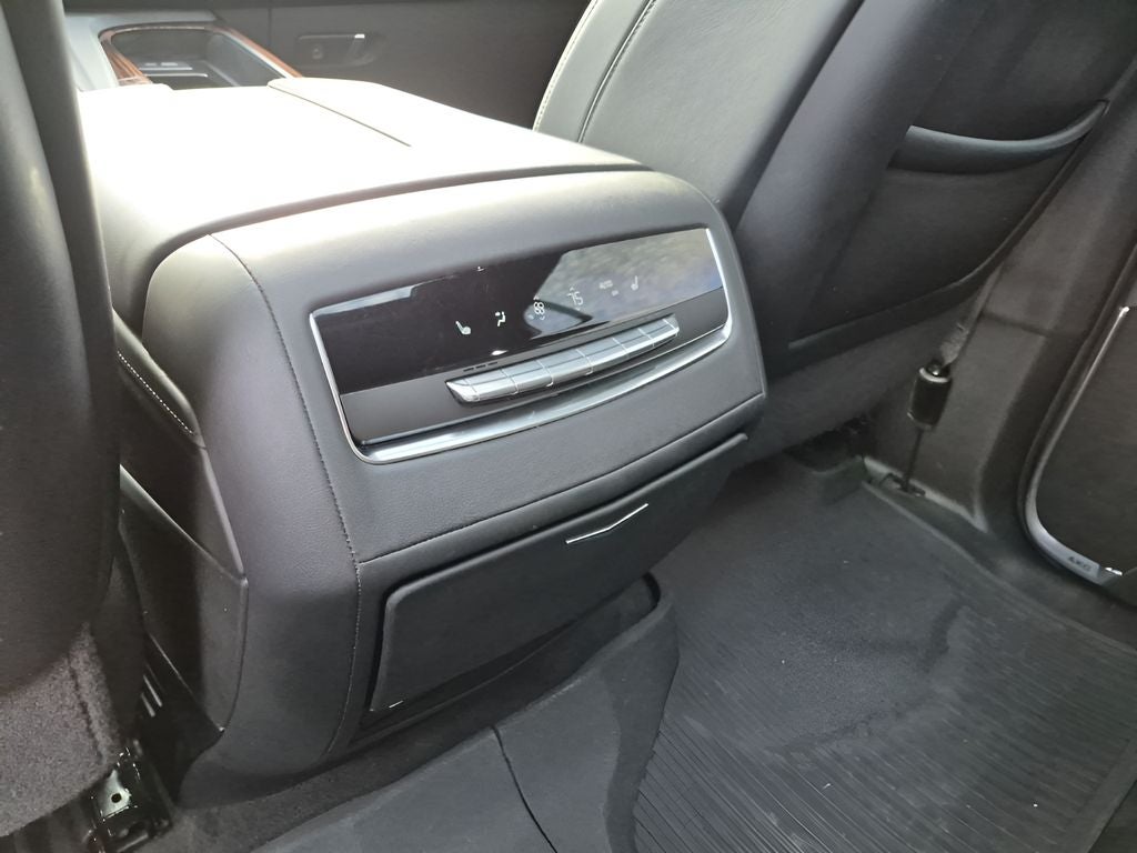 2024 Cadillac Escalade ESV Premium