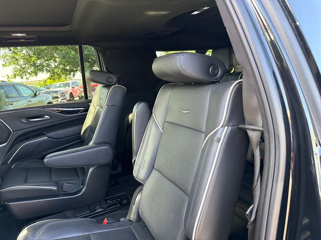 2022 Cadillac Escalade ESV Sport