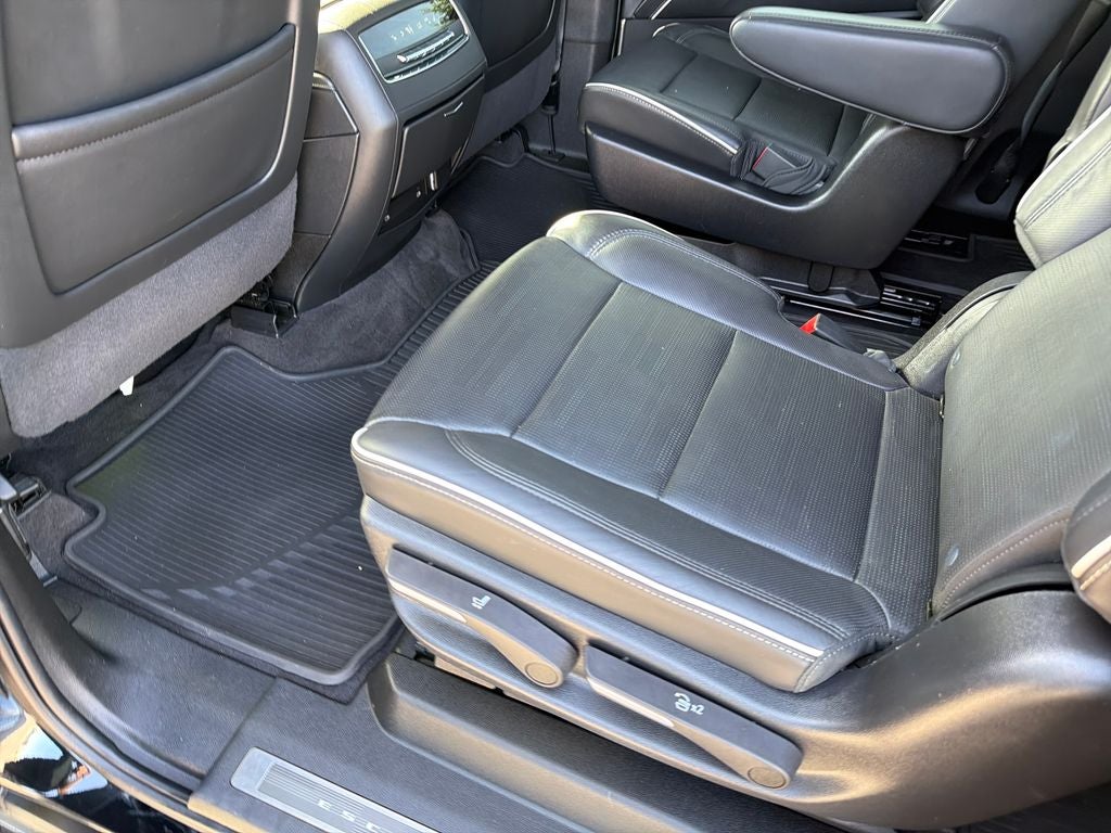 2022 Cadillac Escalade ESV Sport