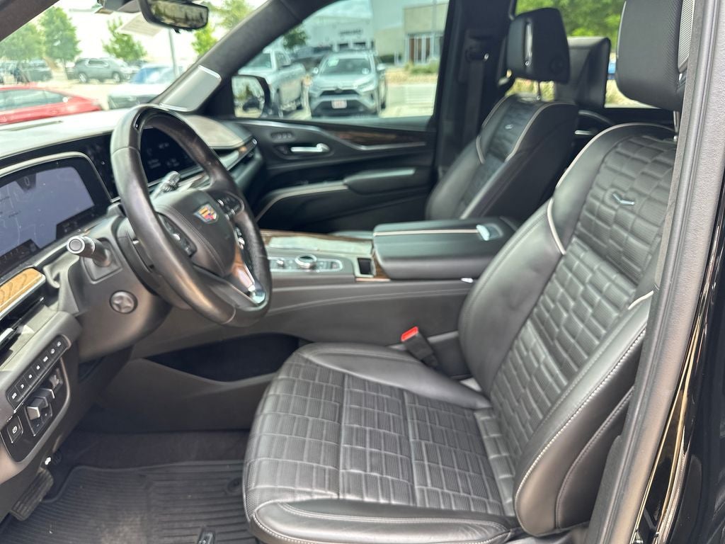 2023 Cadillac Escalade ESV Sport Platinum
