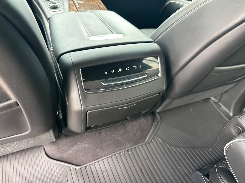 2023 Cadillac Escalade ESV Sport Platinum