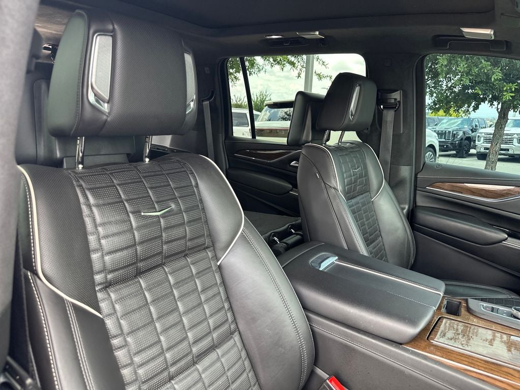 2023 Cadillac Escalade ESV Sport Platinum