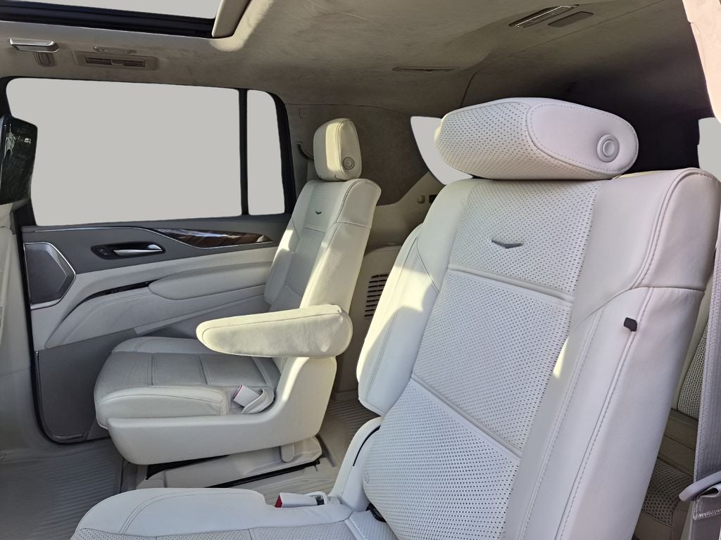 2023 Cadillac Escalade ESV Sport Platinum