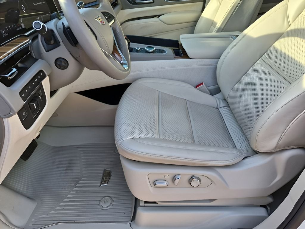 2023 Cadillac Escalade ESV Sport Platinum