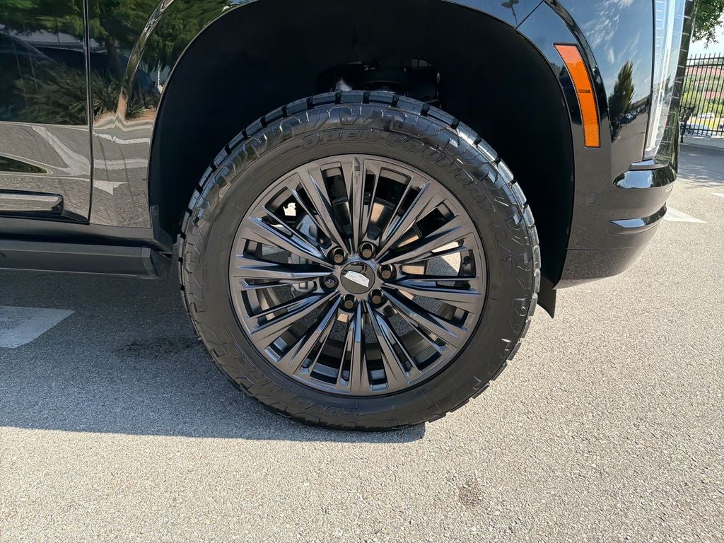 2025 Cadillac Escalade Sport