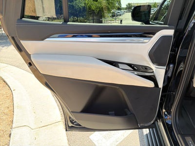 2025 Cadillac Escalade Sport