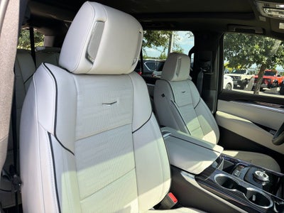 2025 Cadillac Escalade Sport