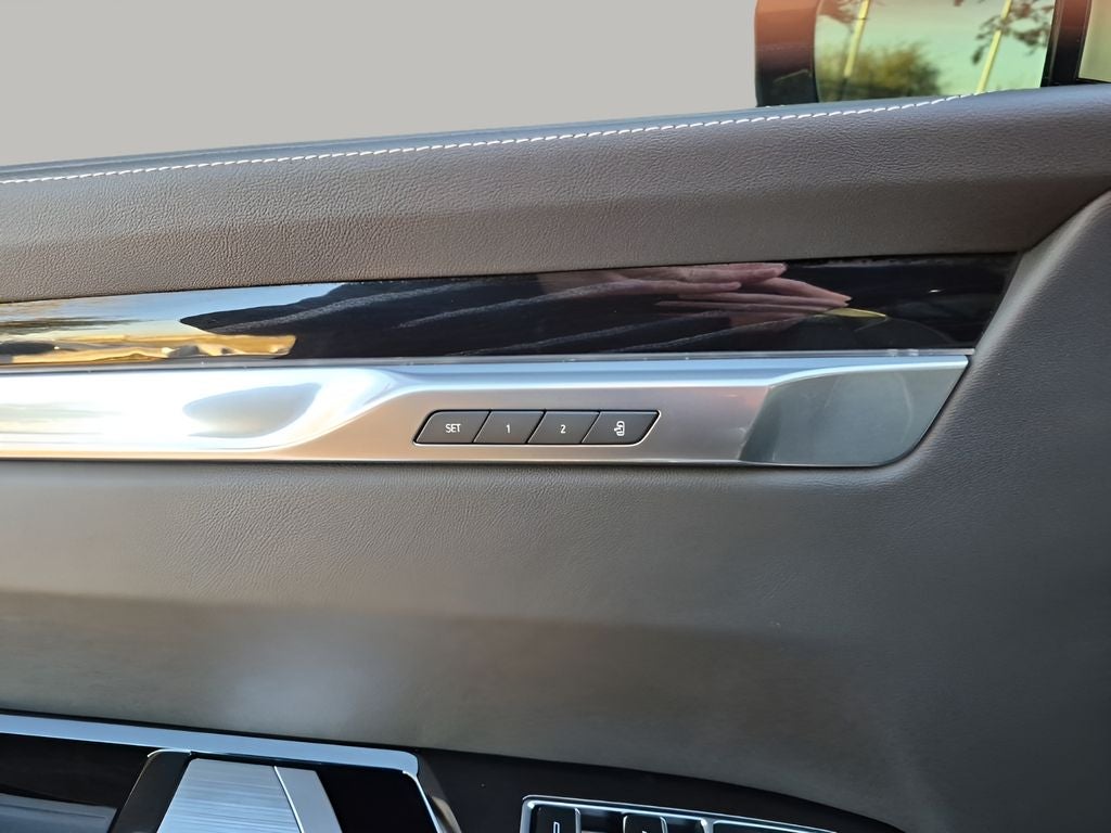 2025 Cadillac Escalade Sport