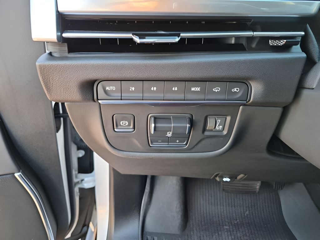 2025 Cadillac Escalade Sport