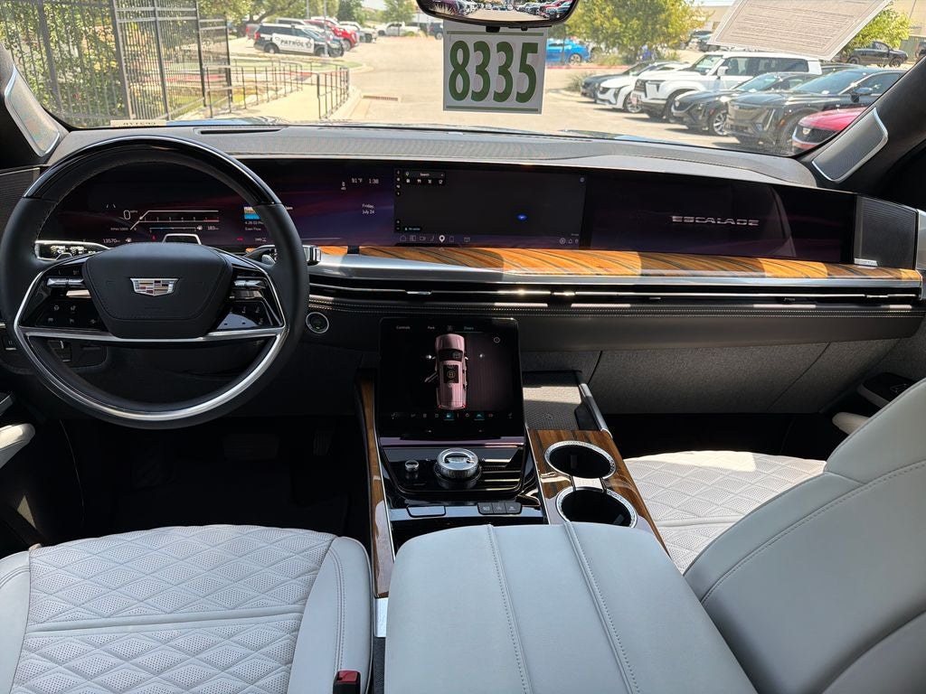 2025 Cadillac Escalade Sport Platinum