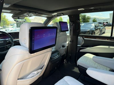 2025 Cadillac Escalade Sport Platinum