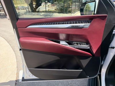 2025 Cadillac Escalade ESV Sport