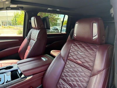 2025 Cadillac Escalade ESV Sport