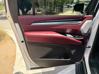 2025 Cadillac Escalade ESV Sport